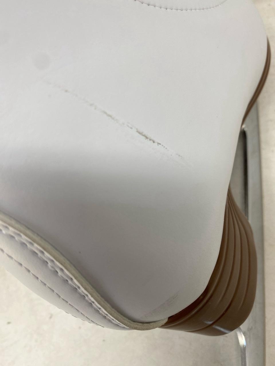 Jackson Ultima JS1790 Adult 5 Width: C – Good Condition, Minor Scratches 5 Jackson Ultima JS1790 Adult 5 Width: C – Good Condition, Minor Scratches 5