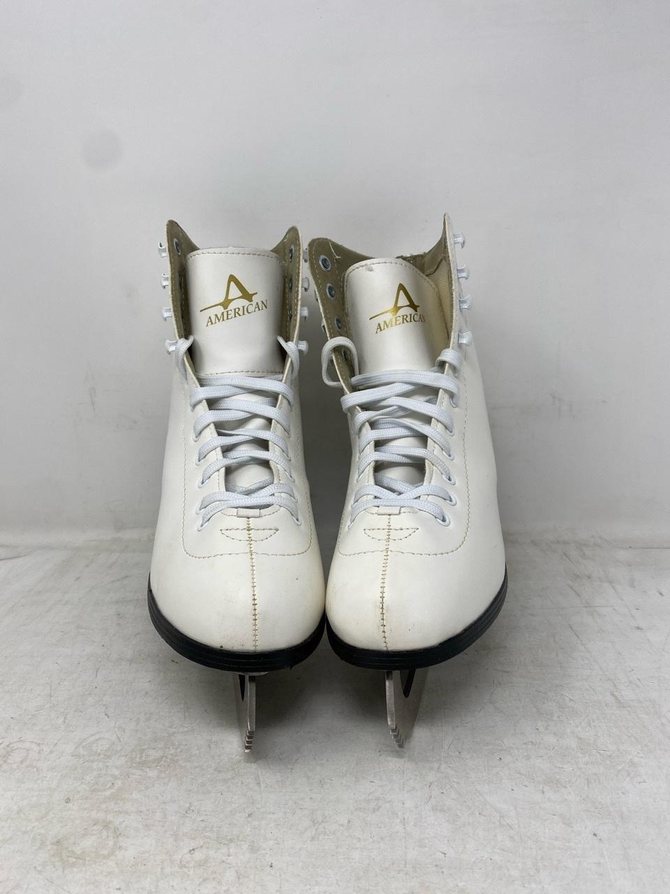 American Athletics Skates Adult 8 – Good Condition, Like New American Athletics Skates Adult 8 – Good Condition, Like New