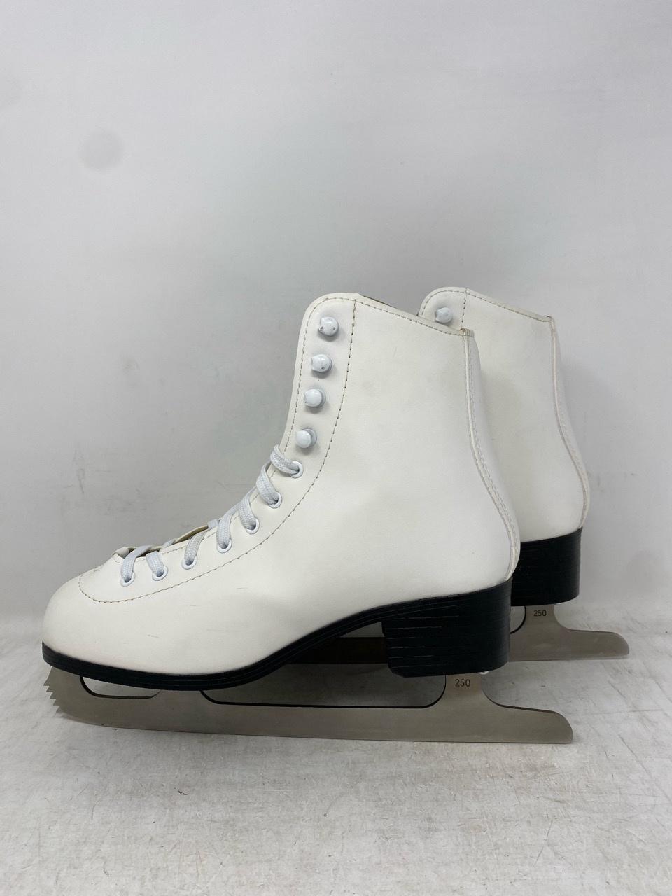 American Athletics Skates Adult 8 – Good Condition, Like New 4 American Athletics Skates Adult 8 – Good Condition, Like New 4