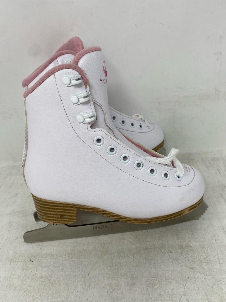 Jackson Ultima JC381 Kids 13 – Poor Condition, Moderate Scratches, Stains, and Dirty Insoles 4 Jackson Ultima JC381 Kids 13 – Poor Condition, Moderate Scratches, Stains, and Dirty Insoles 4