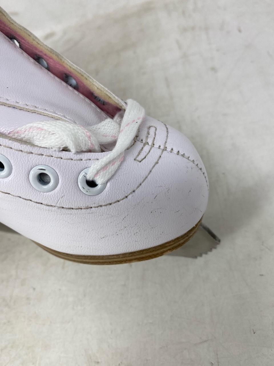 Jackson Ultima JC381 Kids 13 – Poor Condition, Moderate Scratches, Stains, and Dirty Insoles 6 Jackson Ultima JC381 Kids 13 – Poor Condition, Moderate Scratches, Stains, and Dirty Insoles 6