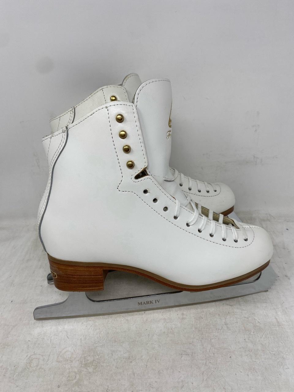 Jackson Ultima DJ2070 Adult 9 Width: B – Poor Condition, Moderate Scratches and Stains 4