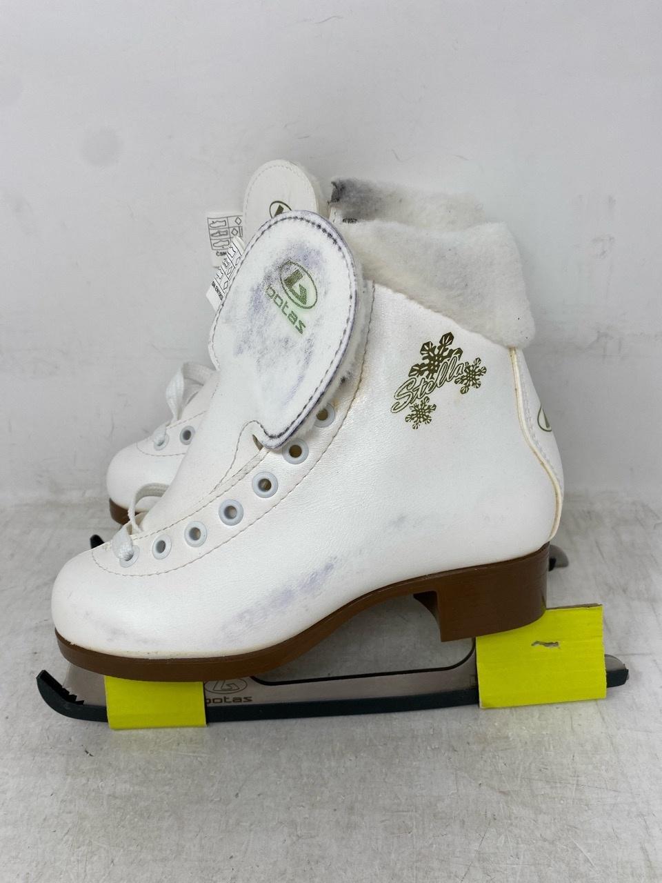 Botas STELLA Kids 2 – Poor Condition, Stained and Dirty 2 Botas STELLA Kids 2 – Poor Condition, Stained and Dirty 2