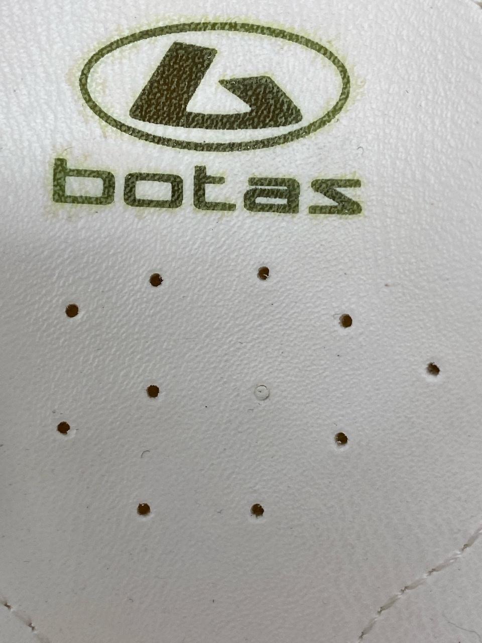Botas REGINA Adult 5 – Excellent Condition, Minor Spots 7 Botas REGINA Adult 5 – Excellent Condition, Minor Spots 7