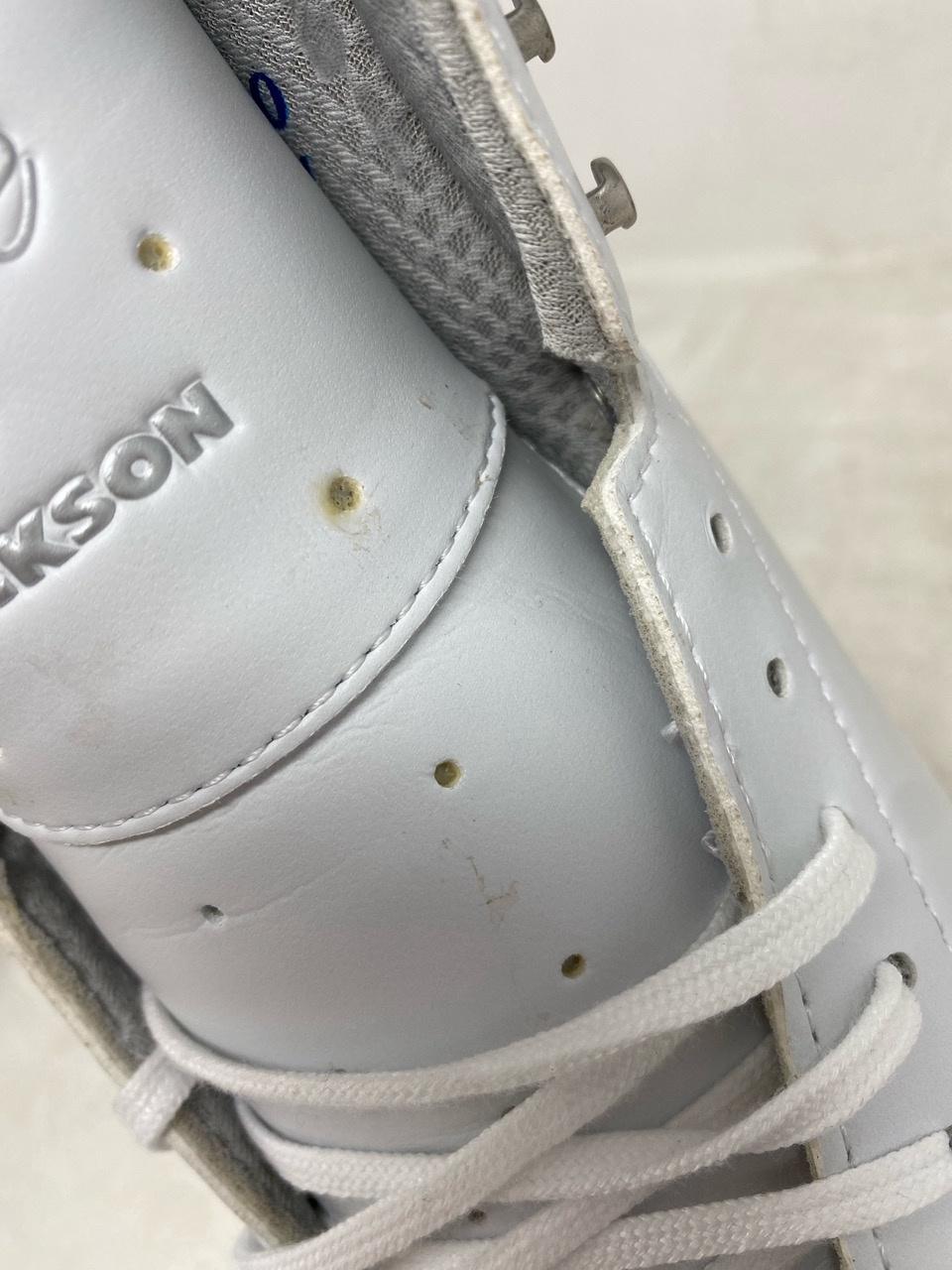 Jackson Ultima PA800 Adult 5.5 – Poor Condition, Worn Wheels, Scratches and Stains 10 Jackson Ultima PA800 Adult 5.5 – Poor Condition, Worn Wheels, Scratches and Stains 10