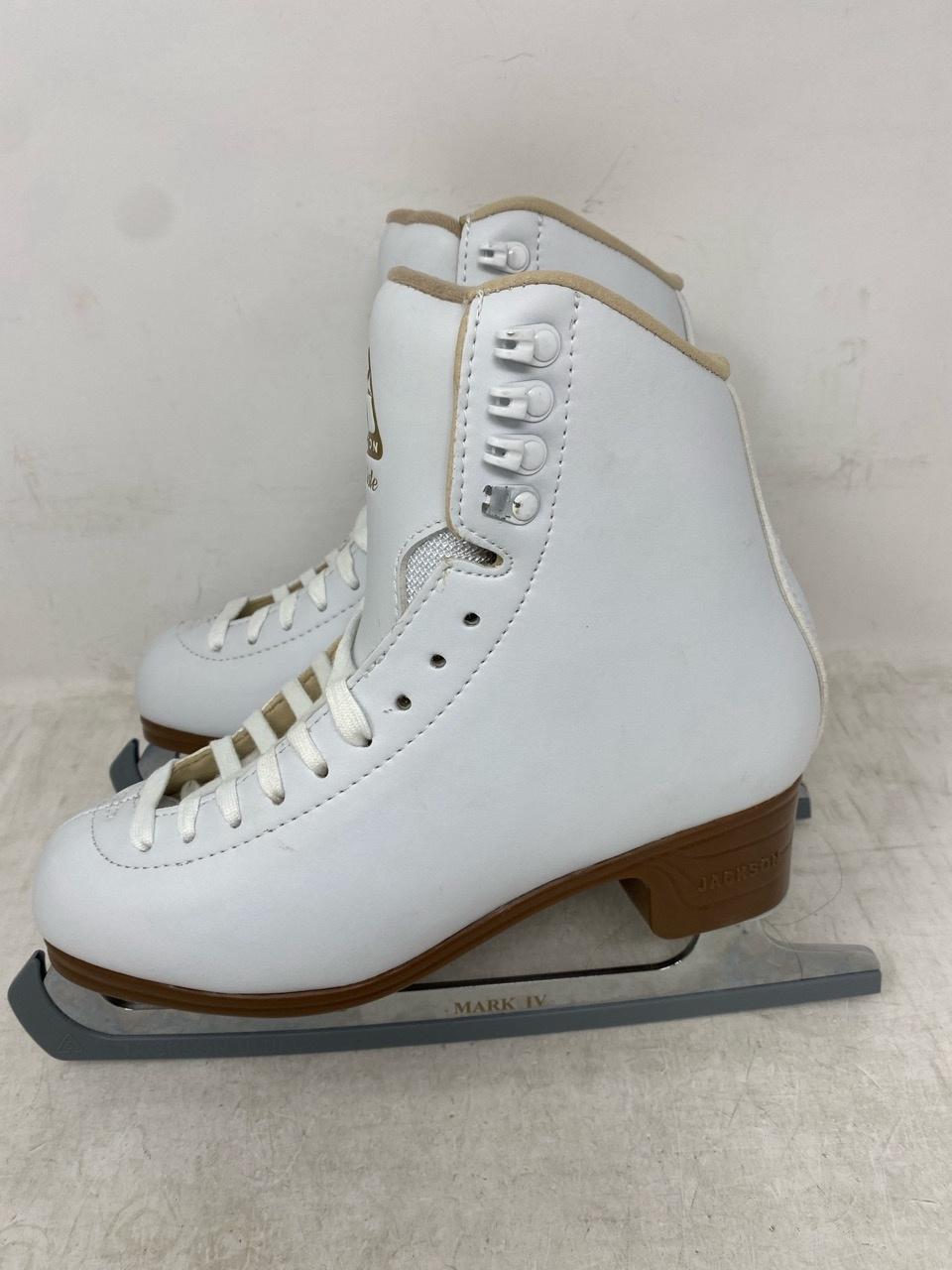 Jackson Ultima JS 1790 Adult 5.5 Width: B – Excellent Condition, Broken Lace Hook and Stains 2