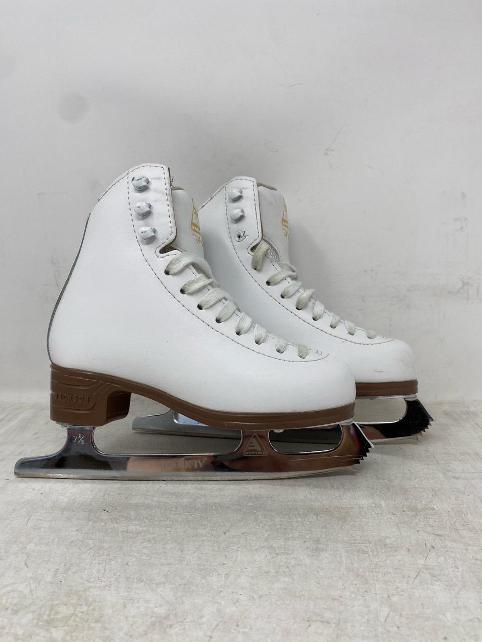 Jackson Ultima JS1791 Kids 12.5 Width: B – Good Condition, Minor Scratches 2 Jackson Ultima JS1791 Kids 12.5 Width: B – Good Condition, Minor Scratches 2