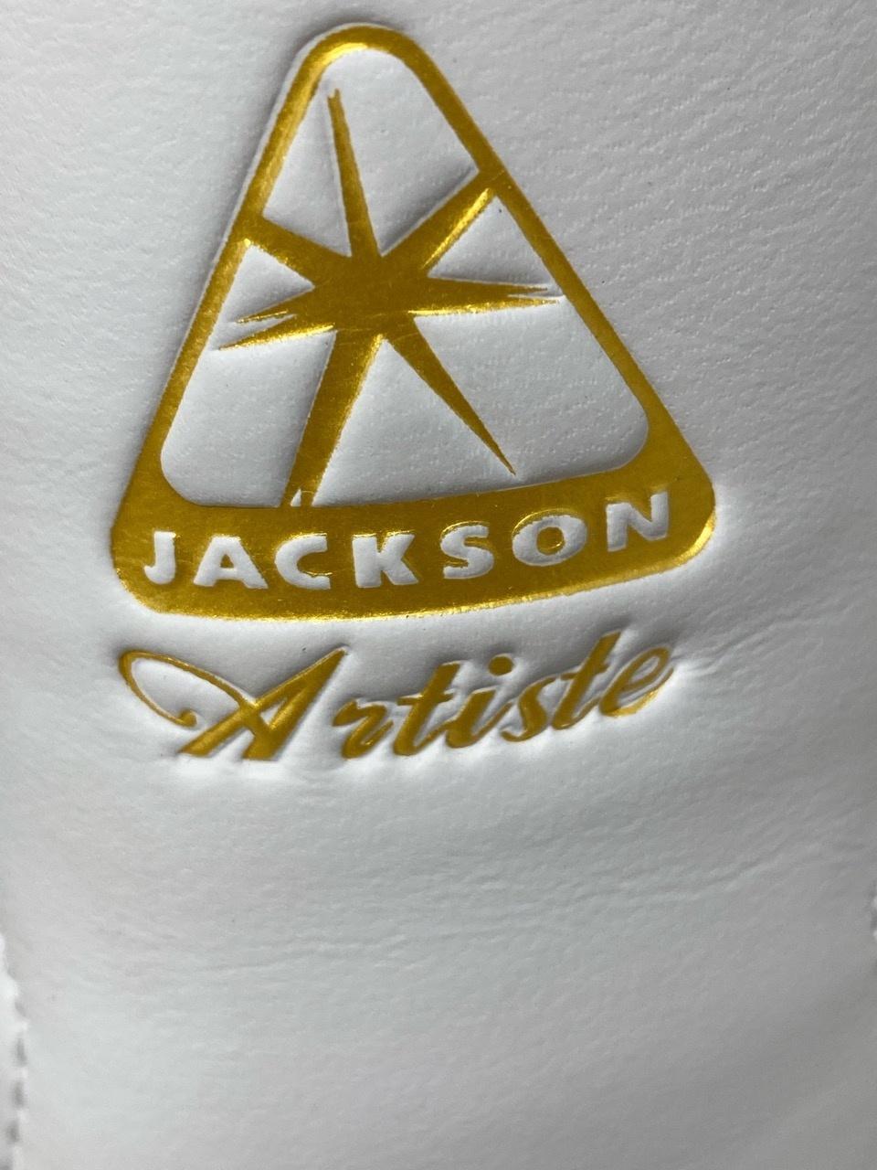Jackson Ultima JS1790 Adult 9 Width: C – Excellent Condition, Minor Scratches 7 Jackson Ultima JS1790 Adult 9 Width: C – Excellent Condition, Minor Scratches 7