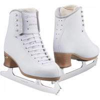 Pair of Jackson Ultima Freestyle Fusion FS2190 white figure skates with mounted Aspire XP blades